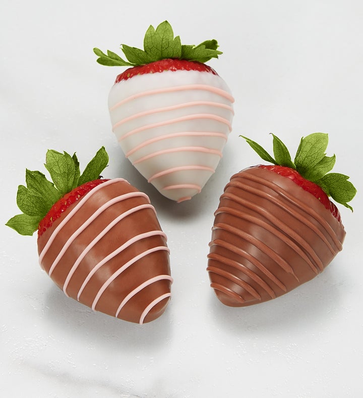 Mother's Day Drizzled Strawberries™ in Heart Box